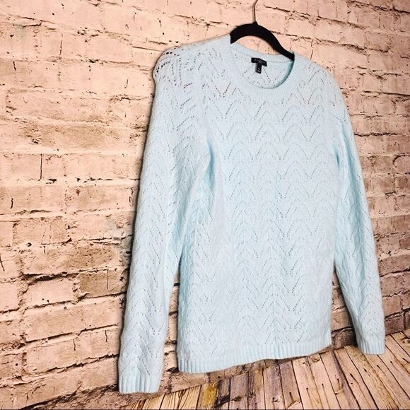 Talbots Petite Light Blue Crew Neck Sweater sz M - Picture 1 of 10